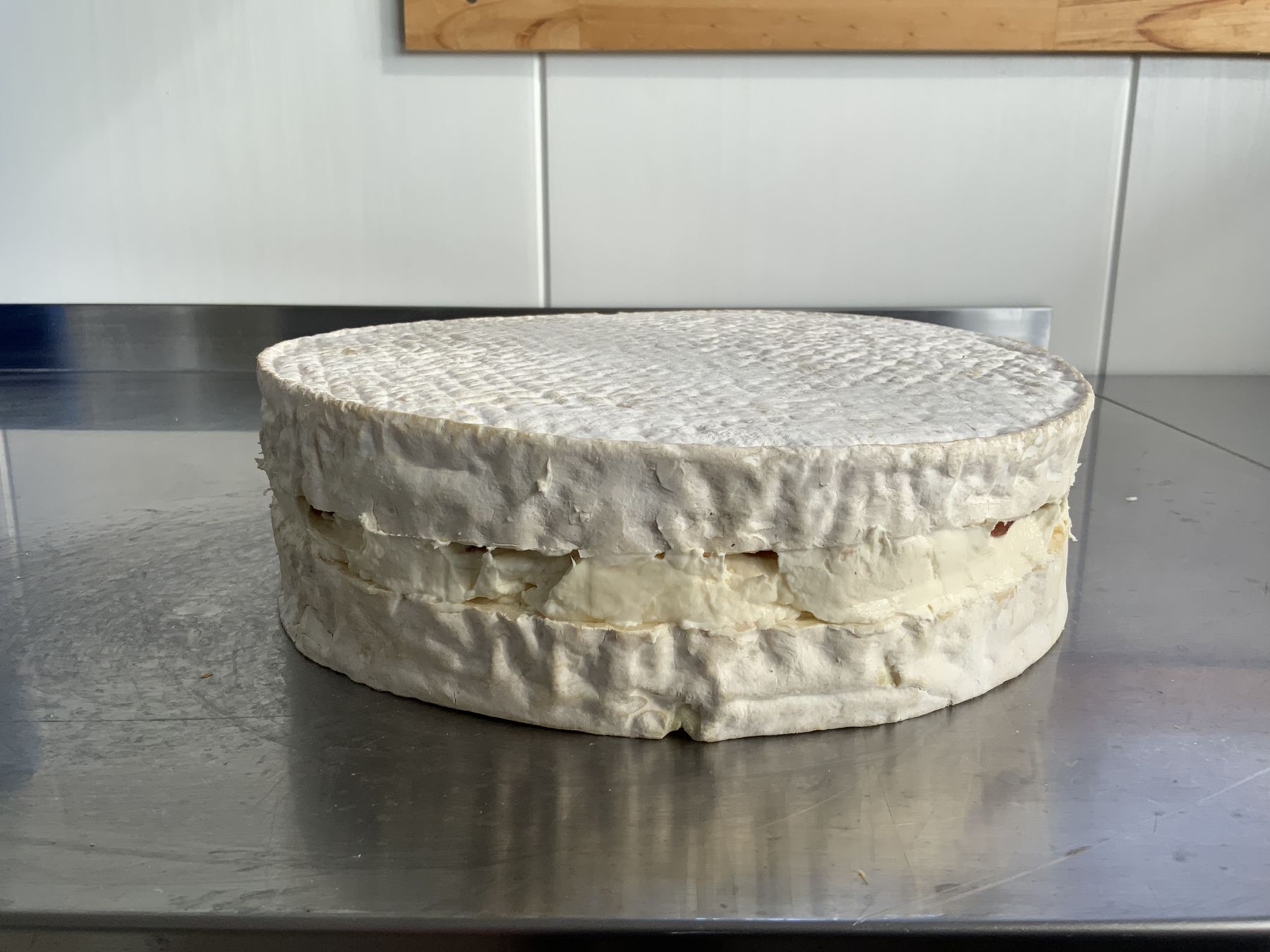 Queso Bruma del Riñihue de Cabra de Los Díaz, Riñihue